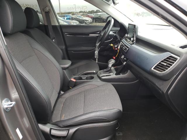 2021 KIA SELTOS S KNDEU2AA3M7045461