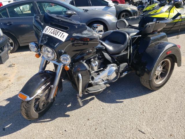 2017 HARLEY-DAVIDSON FLHTCUTG T 1HD1MAD15HB858466