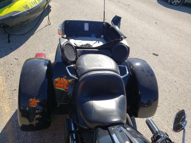 2017 HARLEY-DAVIDSON FLHTCUTG T 1HD1MAD15HB858466