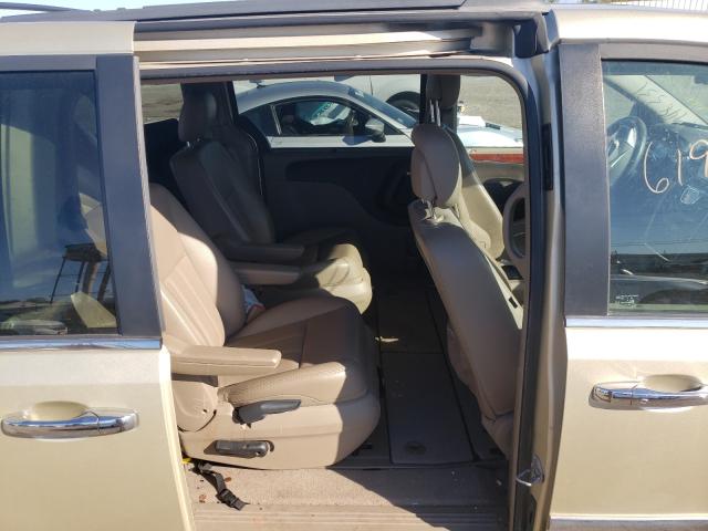 Фото: 2C4RC1CG3CR118101 - 6