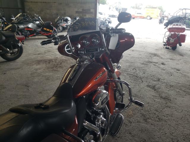 2010 HARLEY-DAVIDSON FLHTCUSE5 1HD1PR817AB955335