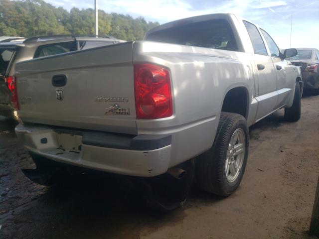 2011 DODGE DAKOTA SLT 1D7RE3GP2BS533090