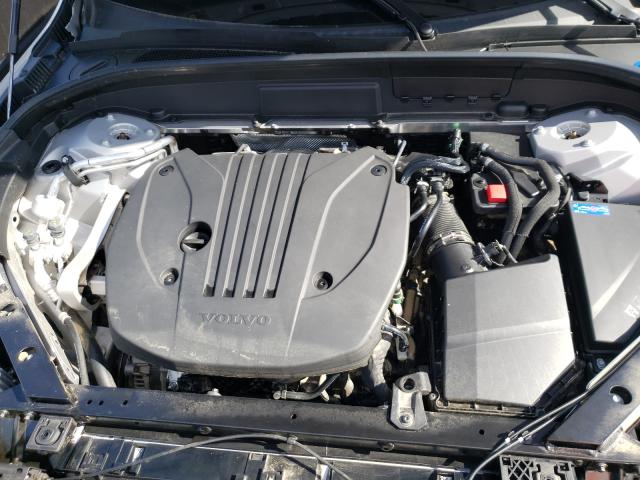 2022 VOLVO XC60 B5 IN - YV4L12RL9N1914829