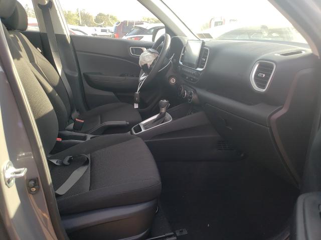 2020 HYUNDAI VENUE SE KMHRB8A39LU040997