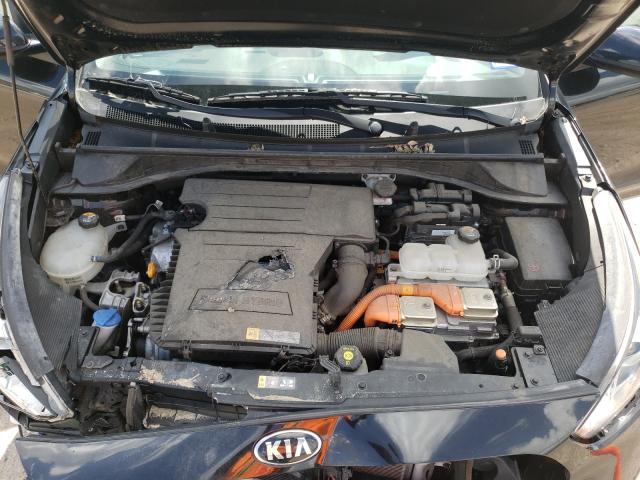 2018 KIA NIRO LX KNDCM3LD8J5136270