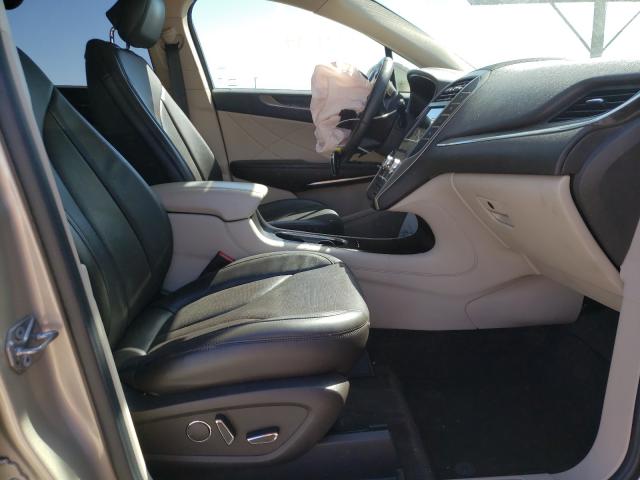2017 LINCOLN MKC RESERV 5LMCJ3C92HUL33254