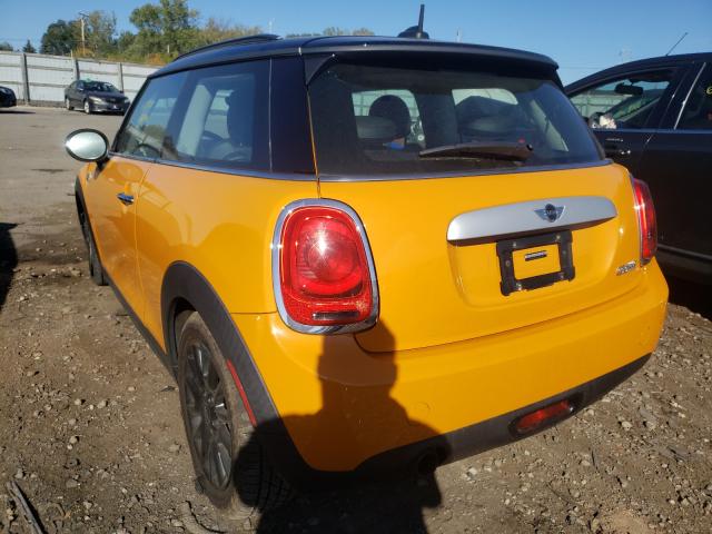 2015 MINI COOPER CLU WMWXM5C57FT940677