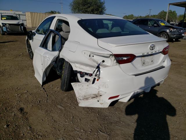 2018 TOYOTA CAMRY L/LE 4T1B11HK0JU556588