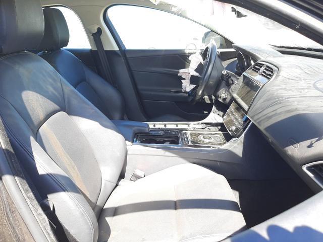 2019 JAGUAR XE SAJAS4FX2KCP51128