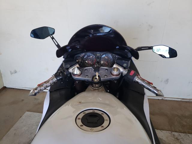 2006 SUZUKI GSX1300 R JS1GW71A162100936
