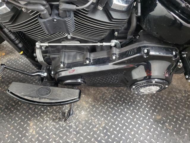 2019 HARLEY-DAVIDSON FLHCS 1HD1YBK20KB061944