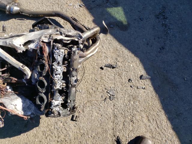 2000 KAWASAKI ZX900 E JKAZX2E17YA010556