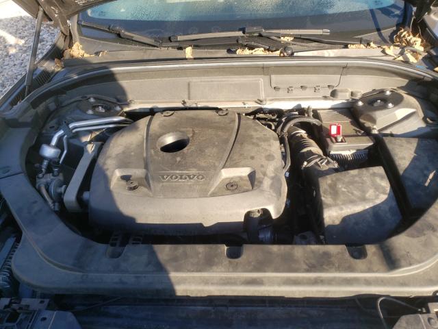 2018 VOLVO XC60 T6 IN YV4A22RL4J1002401