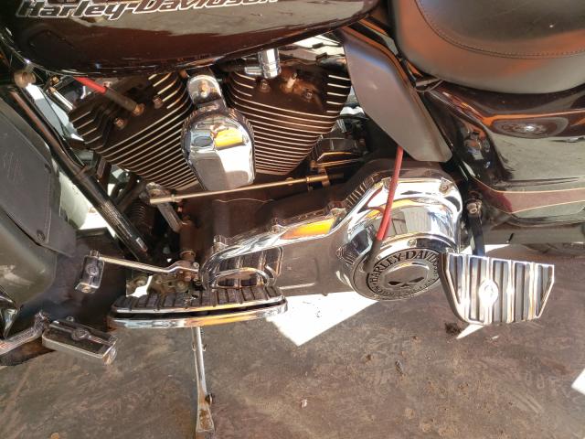 2011 HARLEY-DAVIDSON FLTRU 1HD1KGM18BB648816