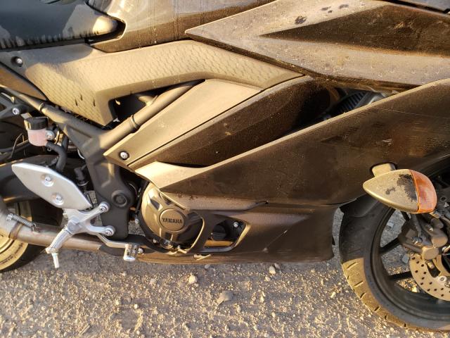 2021 YAMAHA YZFR3 A MH3RH18Y1MK006370