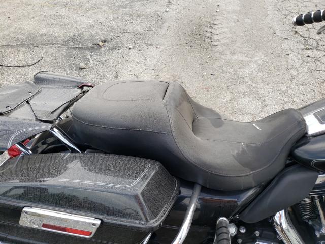2011 HARLEY-DAVIDSON FLHTC 1HD1FF415BB615528