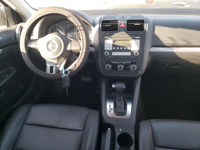 2010 VOLKSWAGEN JETTA LIMI 3VWAX7AJ2AM118255