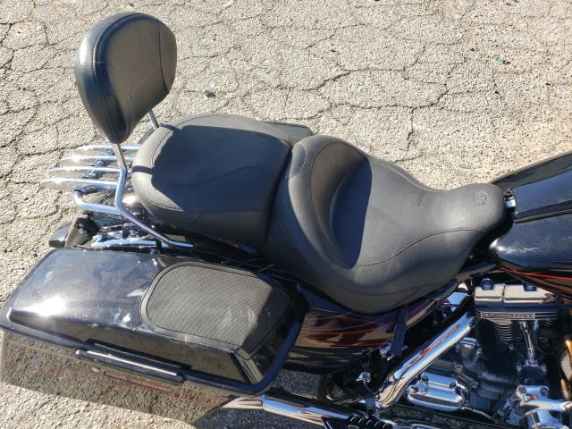 2011 HARLEY-DAVIDSON FLHXSE2 1HD1PZ815BB953410