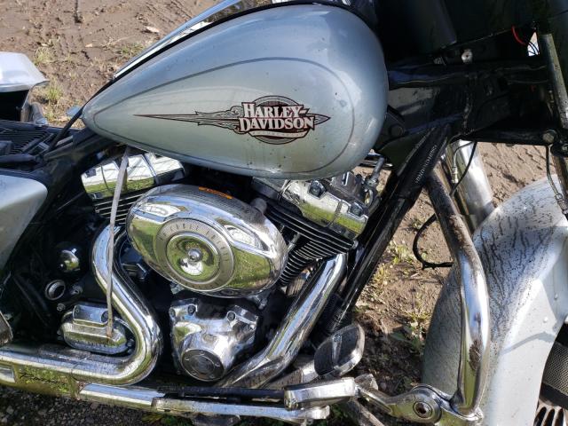 2011 HARLEY-DAVIDSON FLHTC 1HD1FF411BB677637