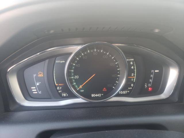 2017 VOLVO XC60 T5 DY YV440MRR0H2065423