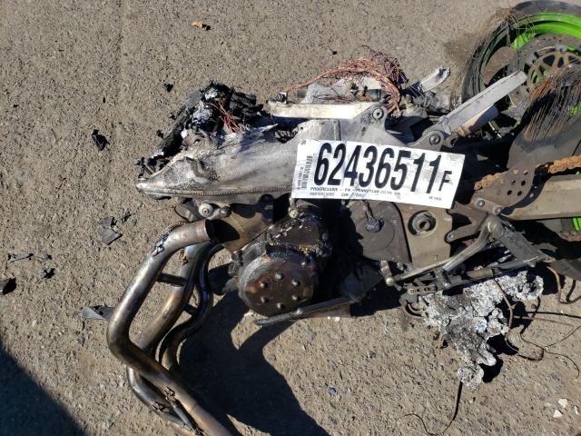 2000 KAWASAKI ZX900 E JKAZX2E17YA010556