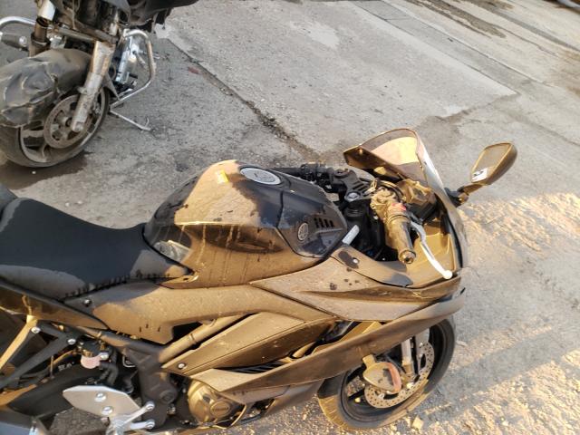 2021 YAMAHA YZFR3 A MH3RH18Y1MK006370