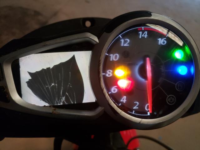 2010 TRIUMPH MOTORCYCLE STREET TRI SMTD01NE1AJ441130