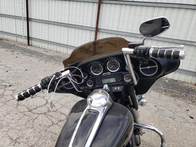 2011 HARLEY-DAVIDSON FLHTC 1HD1FF415BB615528