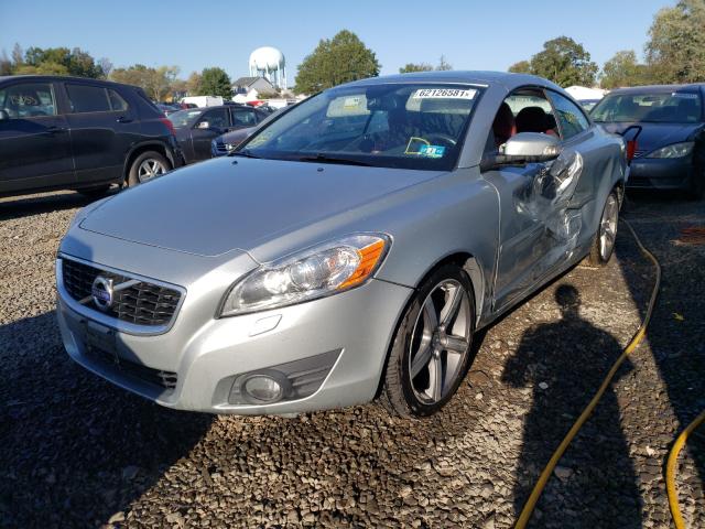 2011 VOLVO C70 T5 YV1672MC1BJ110097