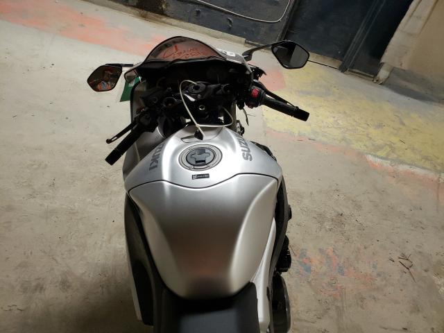 2022 SUZUKI GSX1300 RR JS1EJ11B6N7100816