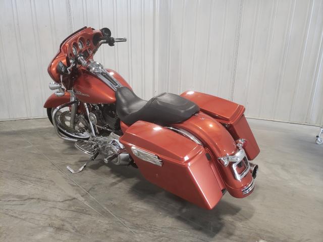 2011 HARLEY-DAVIDSON FLHX 1HD1KB412BB609352