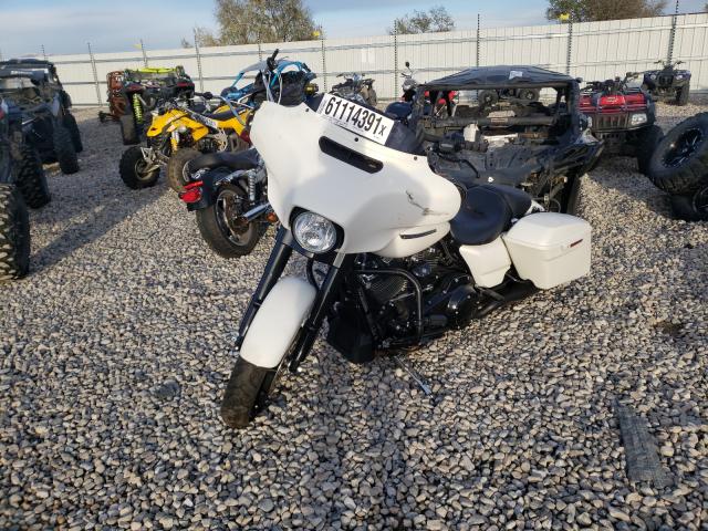2018 HARLEY-DAVIDSON FLHXS STRE 1HD1KRC11JB650970