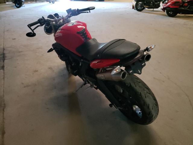 2010 TRIUMPH MOTORCYCLE STREET TRI SMTD01NE1AJ441130