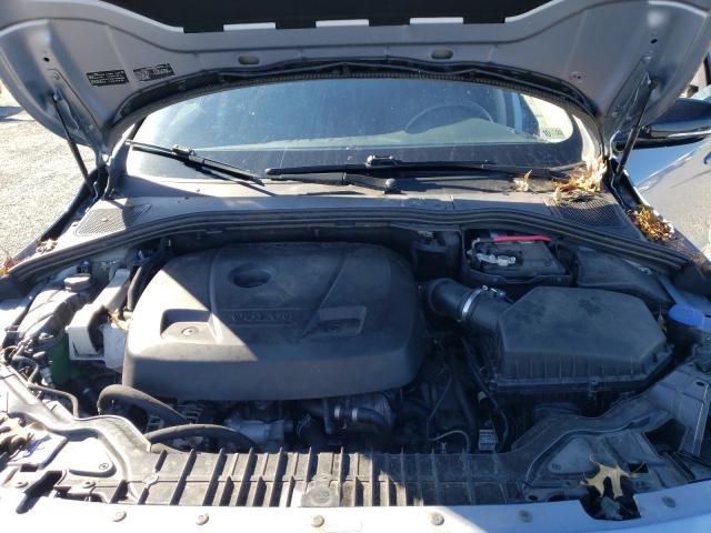 2018 VOLVO V60 CROSS YV440MWK2J2056400