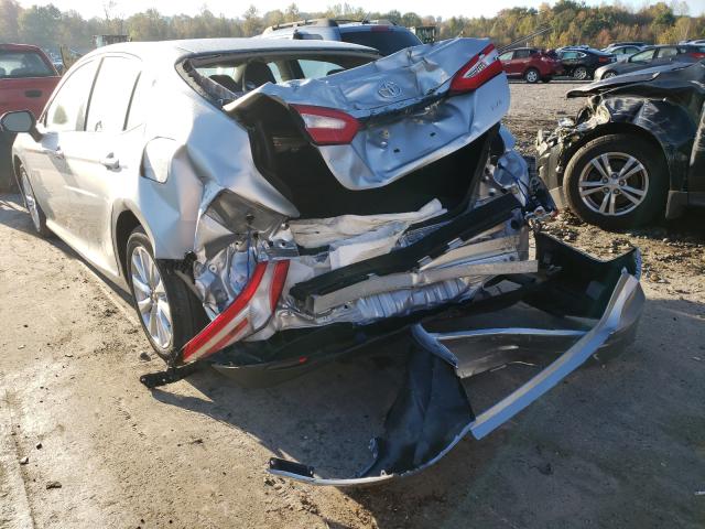 2018 TOYOTA CAMRY L/LE 4T1B11HK0JU504734