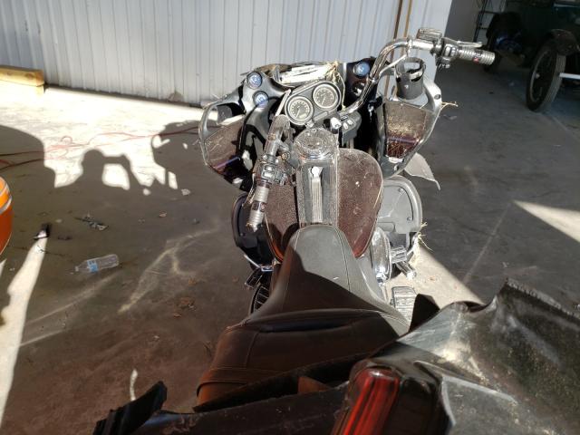 2011 HARLEY-DAVIDSON FLTRU 1HD1KGM18BB648816