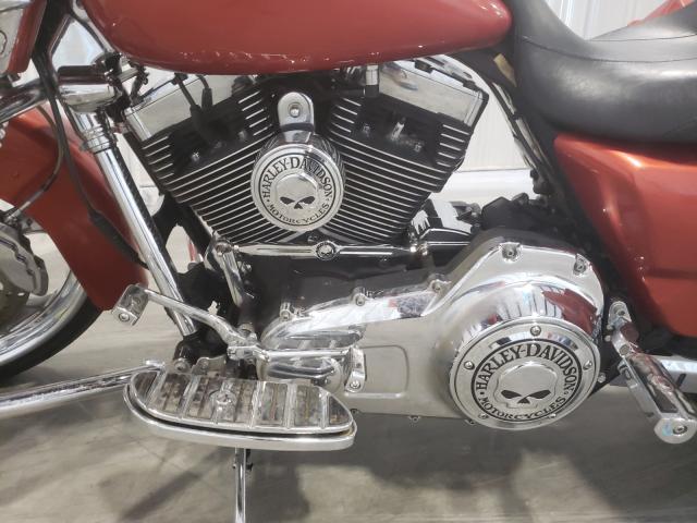 2011 HARLEY-DAVIDSON FLHX 1HD1KB412BB609352