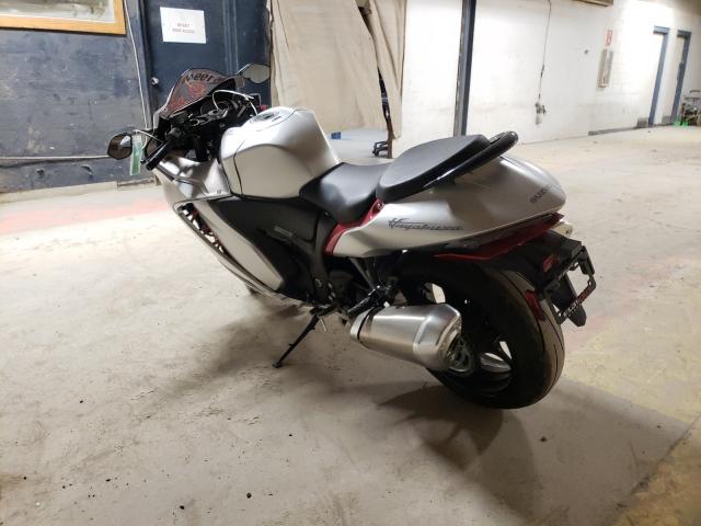 2022 SUZUKI GSX1300 RR JS1EJ11B6N7100816