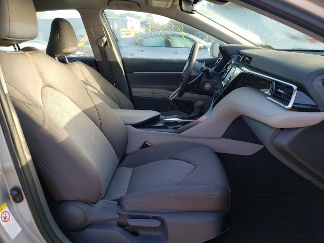 2018 TOYOTA CAMRY L/LE 4T1B11HK0JU504734