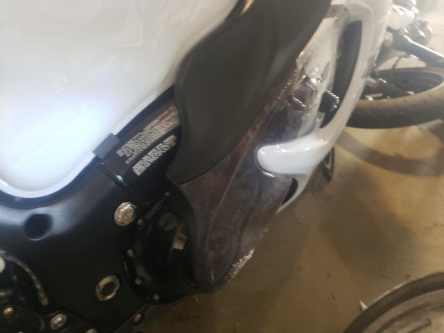 2017 SUZUKI GSX1300 RA JS1GX72B7H2100835