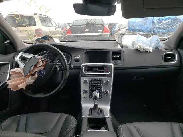 2018 VOLVO V60 T5 DYN YV140MSL8J2401182