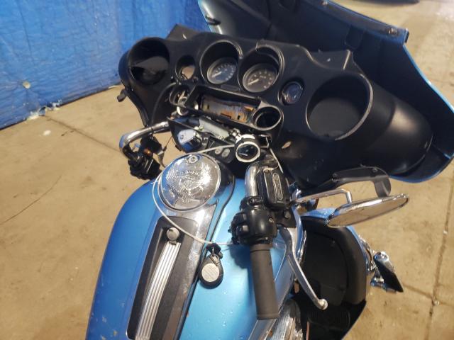 2011 HARLEY-DAVIDSON FLHTCU 1HD1FC414BB618984