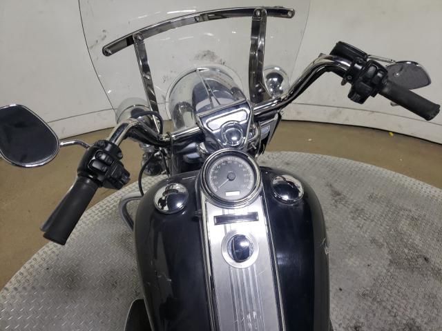 2012 HARLEY-DAVIDSON FLHR ROAD 1HD1FBM1XCB692924