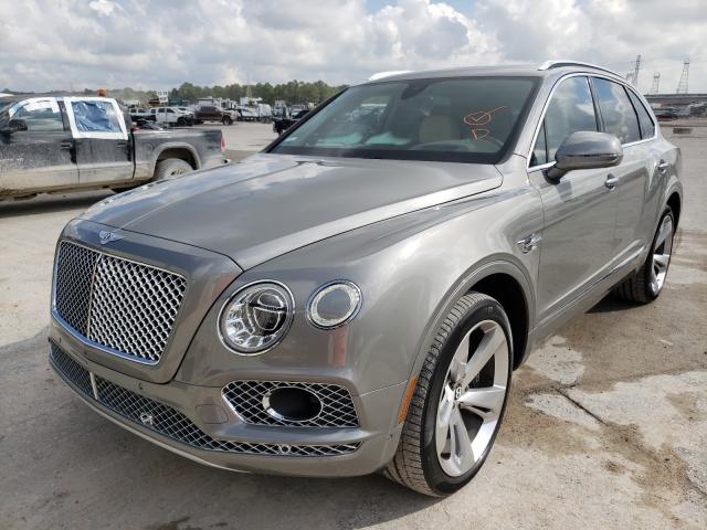 VIN SJAAC2ZV1JC017302 2018 Bentley Bentayga no.2