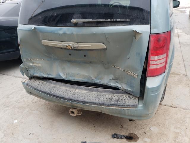 2A4RR5D15AR241051 Chrysler Town &amp; Cou 2010. Фото: 8
