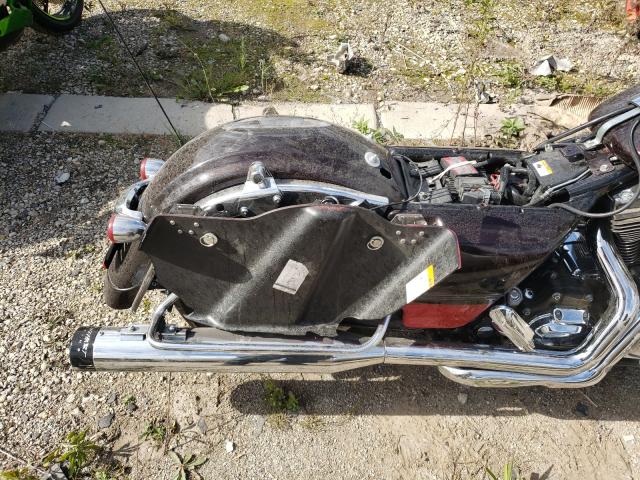 2010 HARLEY-DAVIDSON FLHX 1HD1KB417AB633774