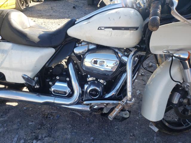 2018 HARLEY-DAVIDSON FLTRX ROAD 1HD1KHC15JB630070