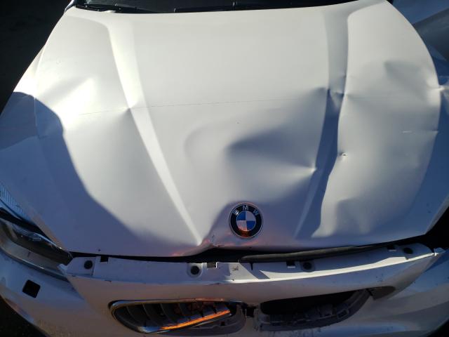 2015 BMW X1 XDRIVE3 WBAVM5C53FVV94221