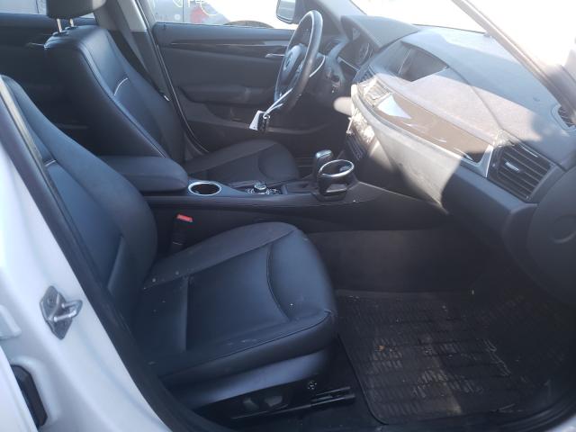 2015 BMW X1 XDRIVE3 WBAVM5C53FVV94221