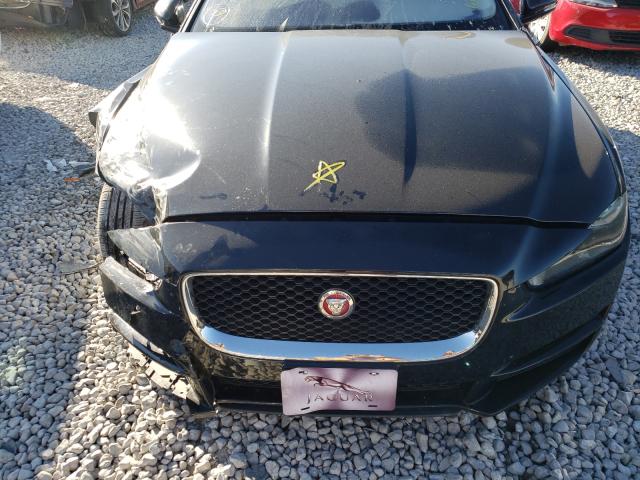 2017 JAGUAR XE SAJAR4BG6HA973807